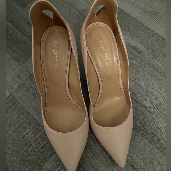 Sergio Rossi Shoes - Pre-loved Sergio Rossi beige heels